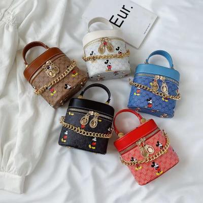 China 2021 Fashion Girl's Fashion Children's Bucket Bag Mickey Mouse Print Portable Messenger Bag Mini Accessories One Shoulder Bag for sale