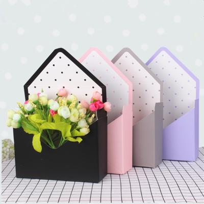 China Handmade Custom Flower Paper Box Luxury Cylindrical Hat Scarf Gift Packaging Box for sale