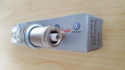 China Auto Spark Plug for VW BOSCH OEM 101905601B for sale