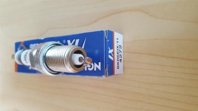 China NGK Spark Plug for Car,OEM BKR6EIX-11 for sale