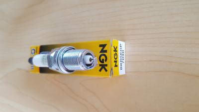 China NGK Spark Plug for Car,OEM BKR5EGP for sale