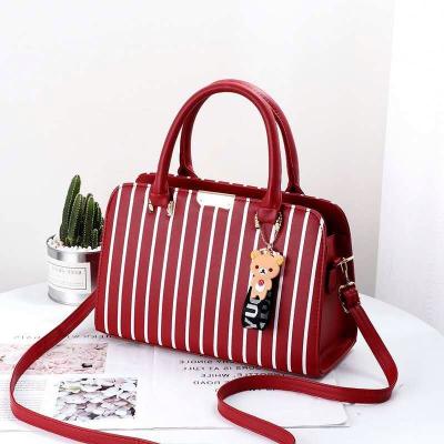 China 2020 Small Sale Customizable Stock Ladies Handbags Waterproof Luxury Women Handbags for sale