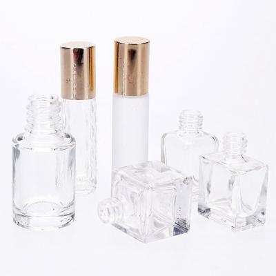 China VUE 10ml Glass Bottle Cosmetic Empty Supplement Cosmetics Pocket Bottle Packaging Round Square Glass Bottle With Rounded Lid for sale