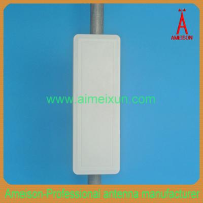 China Outdoor/Indoor 1.2GHz 10dBi Flat Panel Antenna Directional Wall Mount Antenna for sale