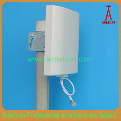 China Outdoor/Indoor 1.2GHz 10dBi Flat Panel Antenna Directional Wall Mount Antenna for sale