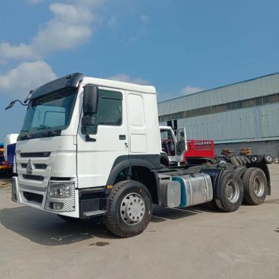 China Used Sinotruk Howo 6X4 Tractor Truck With 10 Tires And 300-400L Fuel Tank Capacity for sale