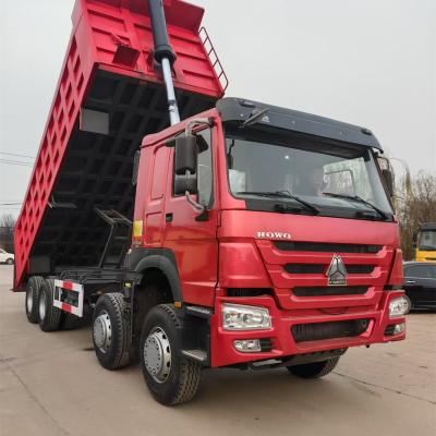 Cina Sinotruk Howo 371 8x4 Manual Transmission Dump Truck 10-12 Wheel 30 Ton Sand Diesel Right Heavy Truck Segment Used For Mining in vendita