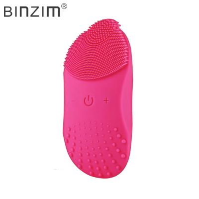 China DEEP CLEANING Electric Radio Charging Silicone Waterproof Facial Massager Cleaning Brush for sale