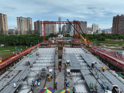 China All-Weather Doppelbeschichtete Fertigstahlkonstruktion Gebäude Korrosionssicherheit zu verkaufen