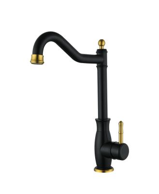 China Pull Out New Spray Pattern Kitchen Sink Faucet European Style SUS 304 Gold Color Kitchen Faucet for sale