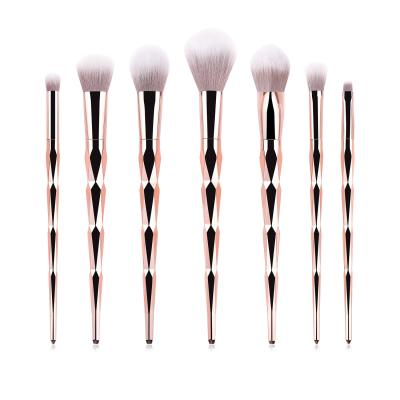 China Angular Blush 2021 New Style 7pcs Makeup Set Brush Plastic Long Handle Powder Brush Blush Brush Wholesale Sales for sale