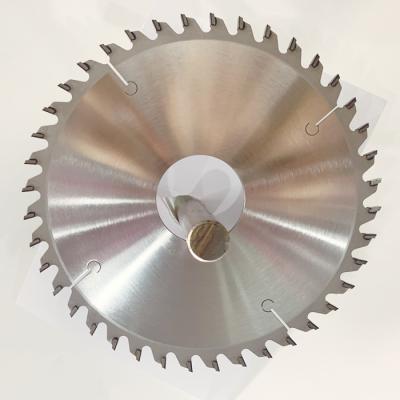 China PCD cutting tools and pcd wood circular saw blade for sale