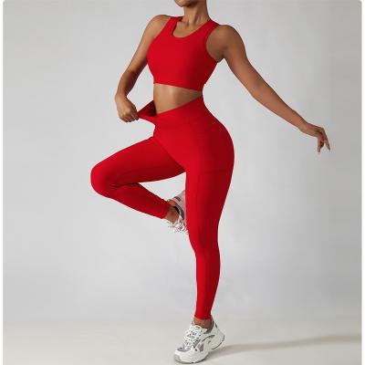 China Custom Logo Women Oversize Sexy Fitness Breathable Yoga Wear Sports Bra Tops And Gym Leggings Sets Activewear More Sizes for sale