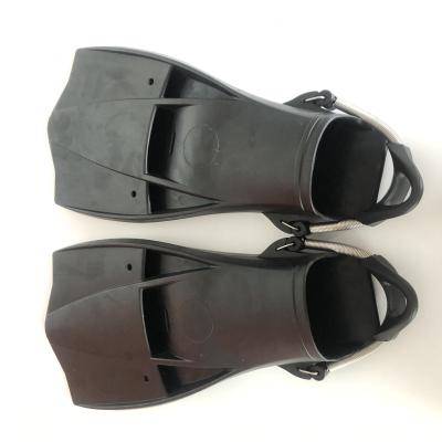 China Solid Rubber Scuba Diving Scuba Fin Fins With Spring Straps for sale