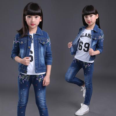 China 2021 New Girls Casual Middle-aged Jeans Denim Flower Suit Jacket Children's Embroidered Plum Two Piece Set for sale