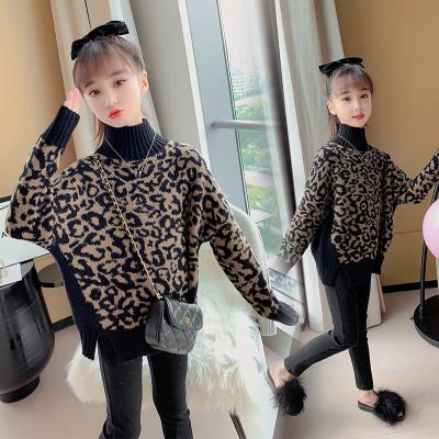 China Big Girls Kids Winter New Regular Leopard-Copy Sweater With Velvet And High Collar Thick Mink Sweater for sale