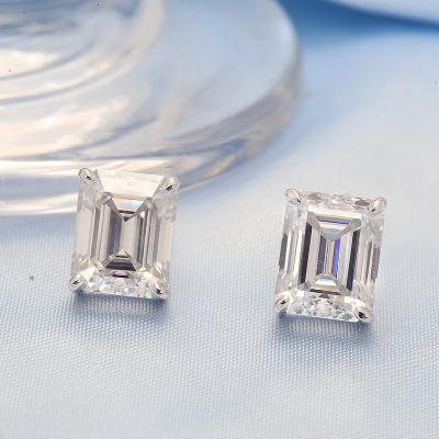 China Customized Cute S925 10K14K18k Gold 4 Carat 8x10mm Emerald Cut Moissanite Earring Sugar Square Moissanite Earring for sale