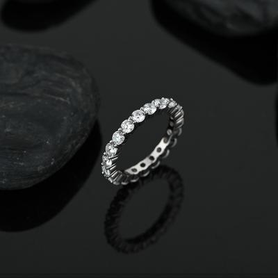 China Romantic Wholesale Fine Jewelry S925 Eternity Ring 2.5mm Moissanite For Lady As A Gift for sale