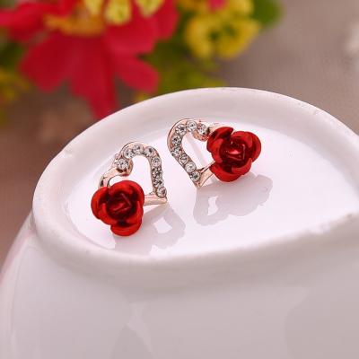 China 2018 Fashion American style lady parts Heart ShapeEarringsSilver Exported Korea Fashion Flower shapes Diamond for sale