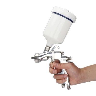 China Japan W400 Car Paint Spray Gun For Car Rotate Paint Pneumatic Tools Hand Manual Sprayer Repair Gun W-400 for sale