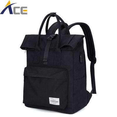 China Fashionable Multi Use New Arrival Large Capacity USB School Travel Bag For Teens for sale