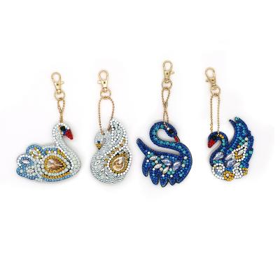 China XYL-P052 Swan Modern Handmade Crafts 5D Diamond Painting Kit Keychain 5Pcs DIY Full Diamond Painting Decorative Accessories for sale