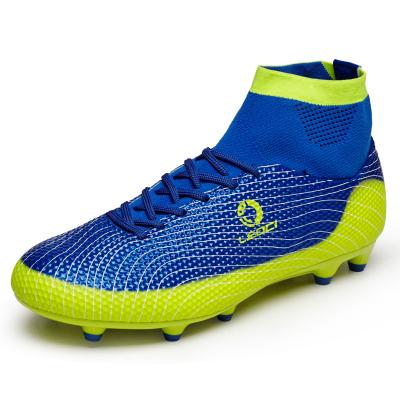 China Latest EVA The Comfortable Soccer Shoes Soccer Shoes Boys for sale