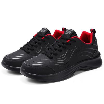 China Running Men's Sports Sneakers Breathable Four Seasons Lightweight Durable Explosive Leather Leisure Shoes for sale