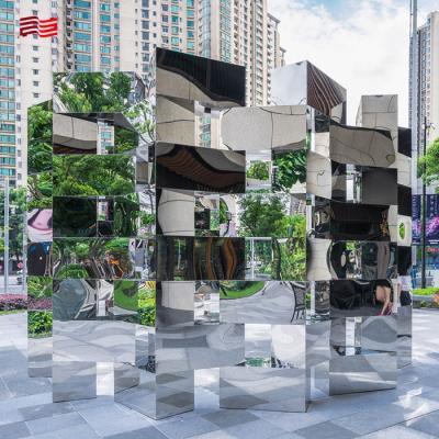 China Customizable Modern stainless steel sculpture Mirror square sculpture for city square for sale