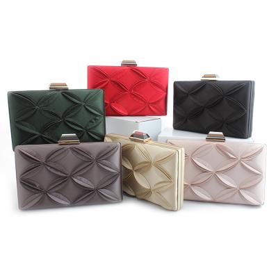 China Luxury Women Clutches Luxury Bag Shoulder and Cross - Body Bags Purses and Handbags Evening Clutches Grab Purse Chain Wallet Box Bridal Gift for sale