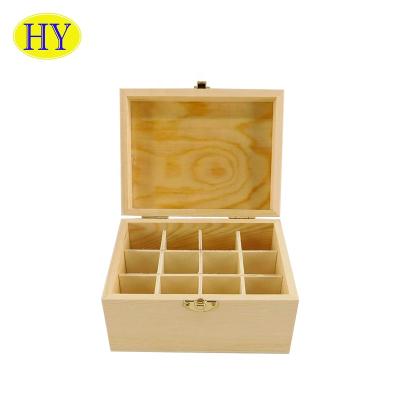 China Handmade Wholesale Natural Wooden Essential Oil Packaging Storage Box Bottle Essential Oil Wooden Box for sale