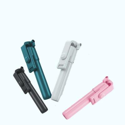 China 360 Degree Portable Flexible Foldable Blue Tooth Live Broadcast Bracket Telescopic Integrated Tripod Wireless Selfie Stick for sale