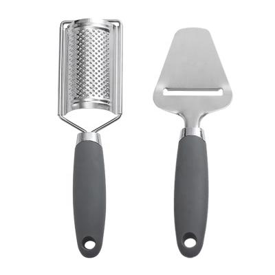 China Unique design of viable newcomer in stock 2pcs cheese grater set cheese slicer ginger grater with soft grip handle for sale