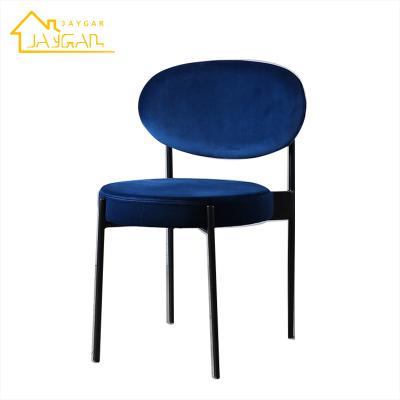 China Restaurant and Hotel Leisure Velvet Bedroom Chair Industrial Green Blue Dining Chairs with Metal Legs for sale