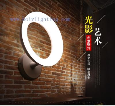 China Wall Lamp Curves  A Wide Variety  Of Styles 290*120*100MM Aluminum White for sale