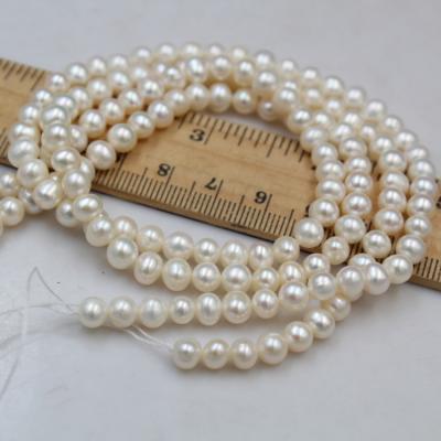 China Jewelry Making Strand String Beads Real White Freshwater Pearl Round Freshwater Pearl Cultured Natural Wholesale Loose Pearls for sale