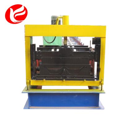 China Hotels Joint Hidden Roofing Panel Machinery Making Equipment For Roof Panel for sale