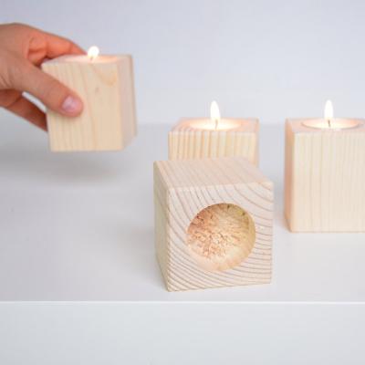 China Excellent Quality China Decorative Modern Wooden Pine Wood Candle Holder Home and Hotel Candle Holders for sale