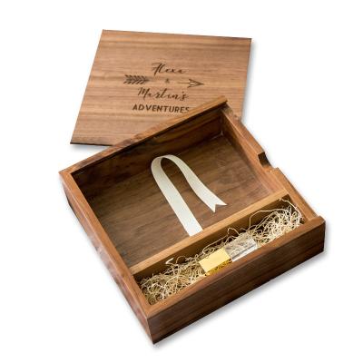 China Fashionable Handmade Engrave Instant Logo Wedding Gift Package Wooden USB Drive Gift Box for sale