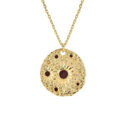 China 2022 Newest FASHIONABLE Gold Female Jewelry High Class Round Pendant With Special Texture Enamel Disc Necklace For Women for sale