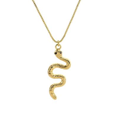 China Personalized Fashionable Western Jewelry Brass Gold Plated Snake Shape Pendant and Female Charms Zircon Necklace for sale