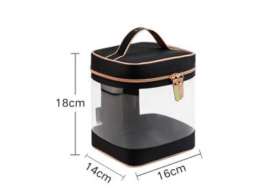 Cina Dimensione trasparente leggera della borsa 16x18x14CM del PVC con la chiari chiusura lampo e specchio in vendita