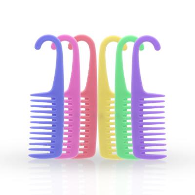 China For 2020 Home Use Private Label Carbon Plastic Rat Tail Comb /Metal Plastic Carbon Thin Tail Comb Long Combs for sale