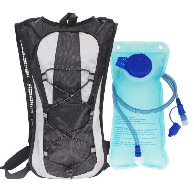 China Low MOQ large lightweight water storage rnylon increasing sport hydration cycling backpack for sale