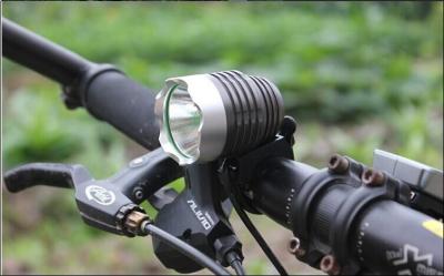 China Rechargeable 10W 1200 Lms XML T6 Aluminum Alloy LED Bike Light Headlamp with Battery Pack for sale