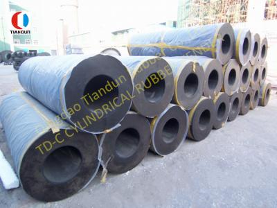 China Boat Super Cylindrical Rubber Fender For Large Vessel ISO90001 for sale