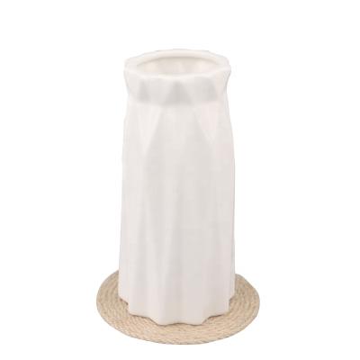 China Europe top selling luxury white oeigami ceramic vase pattern high quality ceramic vase for sale