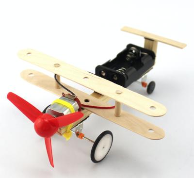 China DIY Aircraft Toys Science Making Educational Ground Rolling Kits Educational Equipment Small Wind Powered Airplanes for sale