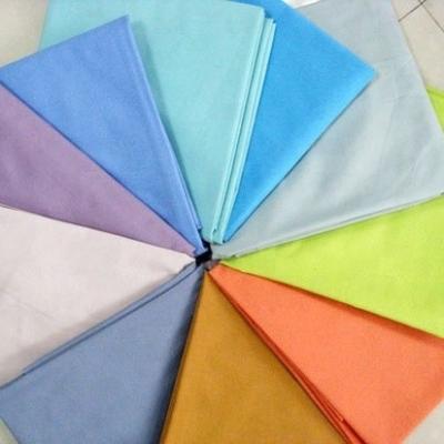 China Poly Cotton Plain Dyed Poplin Fabric TC Pocket/Lining 80/20 45x45 110x76 Weave 1/1 Poplin for sale