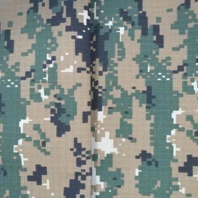 China Good Colour Fastness Waterproof Camouflage Fabric in TC Ripstop for Customer Request for sale